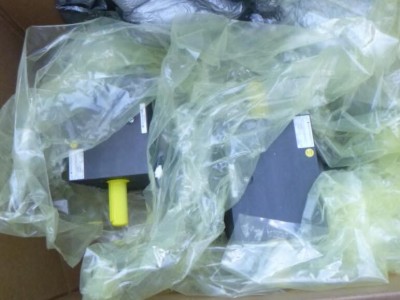 德国Pfaff Silberblau丝杠升降齿轮箱MERKUR图2